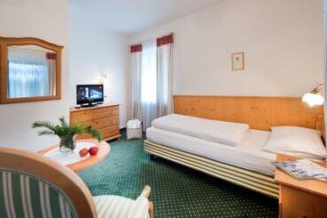 酒店 Waldrast Dolomites