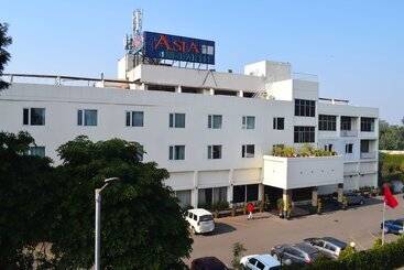 ホテル Asia One Earth