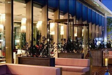 ホテル Harmonie Embrassee