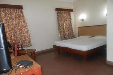 ホテル New Woodlands