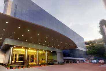 فندق Saj Luciya A Classified 4 Star