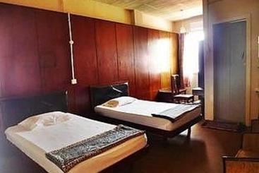 בית מלון כפרי Paramount