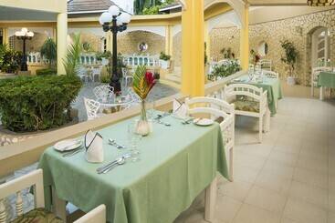 فندق Seagarden Beach Resort  All Inclusive