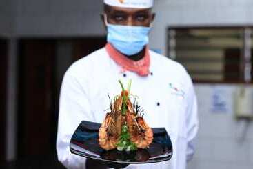 Travellers Beach Hotel & Club