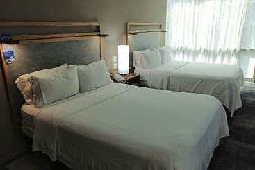 Отель Holiday Inn Express Mexico Reforma, An Ihg