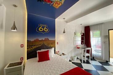 هتل Medrano Temáticas And Business Rooms Aguascalientes