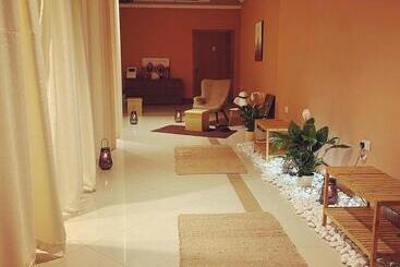 فندق Paradise Bay Resort