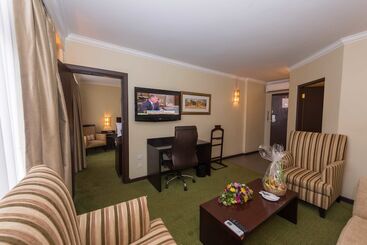 ホテル Sunbird Mount Soche