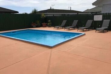 193 Aorangi Manor Motel