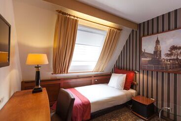 Grand Museum Hotel, Bw Signature Collection