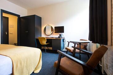 בית מלון כפרי Café Restaurant De Posthoorn