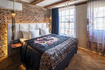 فندق Mister Highland