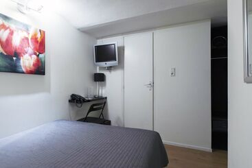 فندق Quentin England