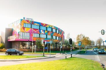 هتل Ten Cate Emmen