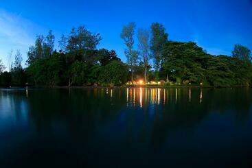 Walindi Plantation Resort