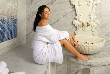 Admiral Hotel Manila   Mgallery