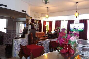 Отель 4 Estacoes