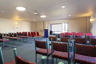 Abbots Hamilton – Hotel And Conference Centre