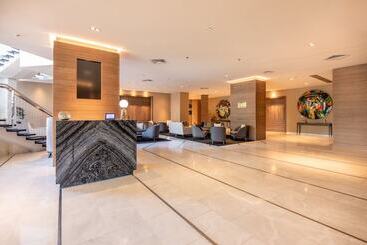 هتل Crowne Plaza Porto, An Ihg