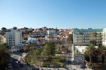 Отель Estoril Eden