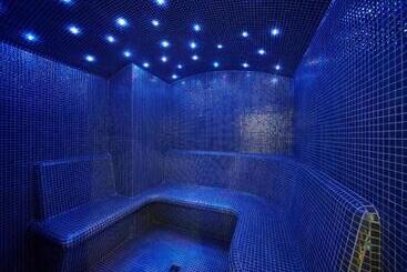 בית מלון כפרי Faro & Beach Club