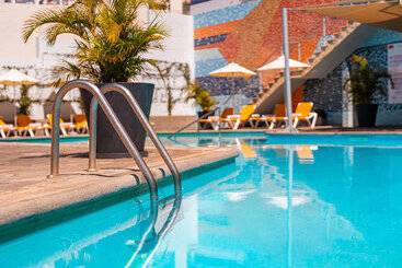 هتل Muthu Raga Madeira