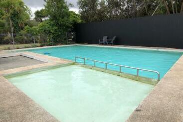 The Highwayman Motel