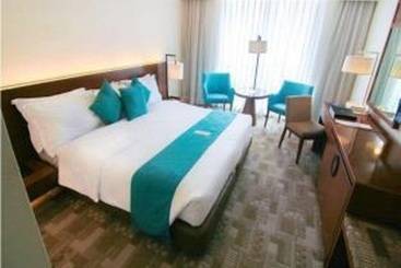 Waterfront Manila Pavilion Hotel & Casino