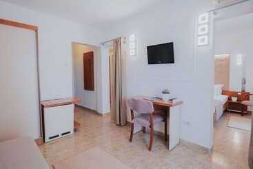 هتل Complex Modern Mamaia All Inclusive