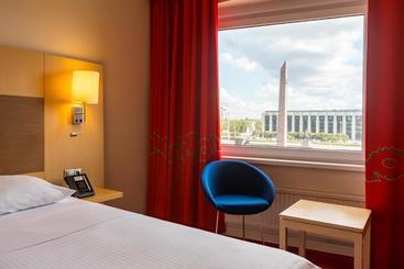 هتل Park Inn By Radisson Pulkovskaya St Petersburg
