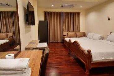 Prince Hotel Chiang Mai