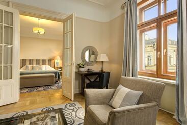 ホテル Rocco Forte Astoria