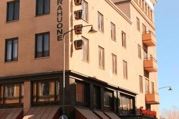 בית מלון כפרי Seurahuone