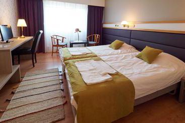 Hotelli-Ravintola Alavus 66