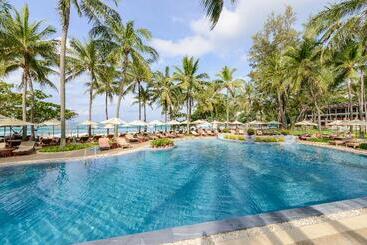 Katathani Phuket Beach Resort   Sha Extra Plus