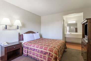 هتل Knights Inn Mesa