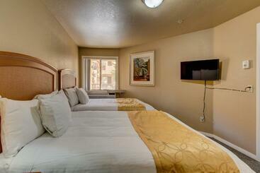 בית מלון כפרי The Rita Suites