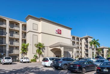 Best Western Plus Beach Resort