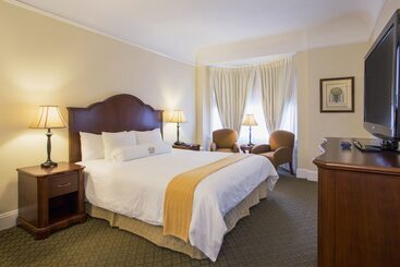 فندق Beresford Arms