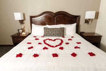 Отель Best Western Plus Inn At The Vines