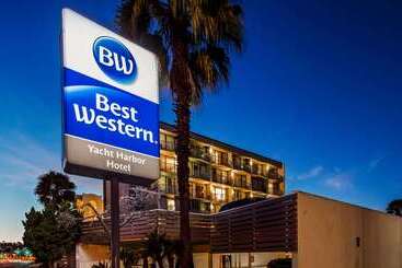 هتل Best Western Yacht Harbor