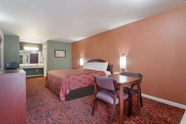 호텔 Econo Lodge
