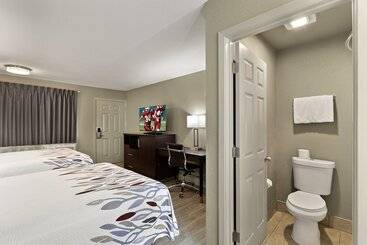 فندق Red Roof Inn Redding