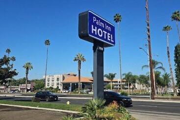Palm Inn Hotel Near Tyler Mall Riverside