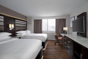 Delta Hotels By Marriott Jacksonville Deerwood