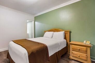 Hotel Americas Best Value Inn Historic Clewiston Inn