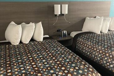 Отель Baymont By Wyndham Bellevue / Omaha