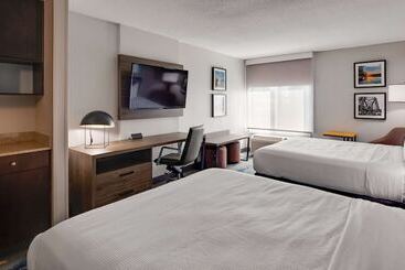 هتل Best Western Plus Augusta North Inn & Suites