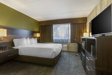 ホテル Best Western Plus University Inn