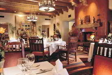 Отель Bishop S Lodge Auberge Resorts Collection